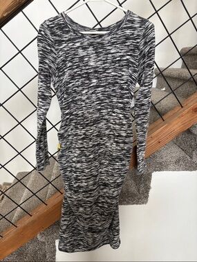 Women’s Long Sleeve Marled Knit Bodycon Dress - Black & White